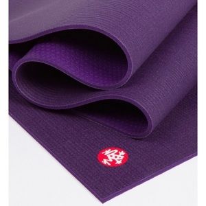 NWT Manduka the PRO mat